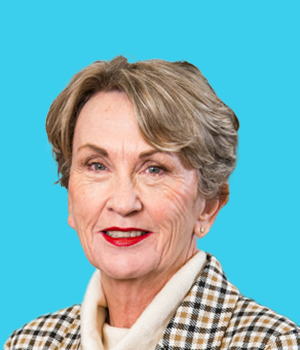 Headshot photo of Wendy Machin.